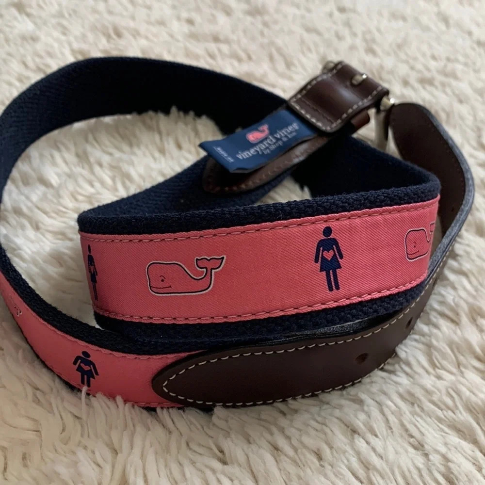 Vineyard vines pink canvas belt women with heart and logo whale NWOT unisex